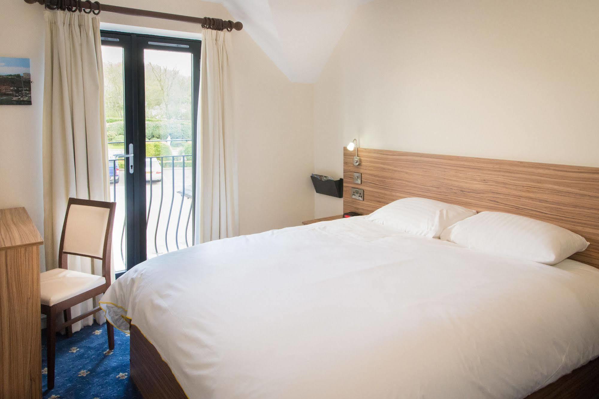 The Sharnbrook Hotel Екстер'єр фото
